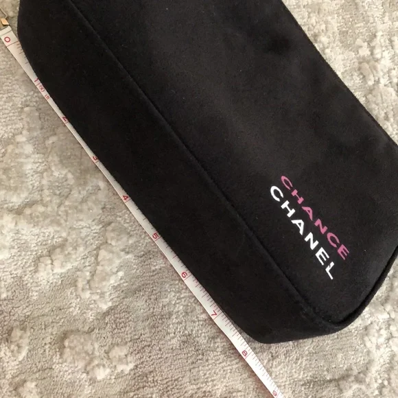 Chance Chanel cosmetic bag - Picture 7 of 10
